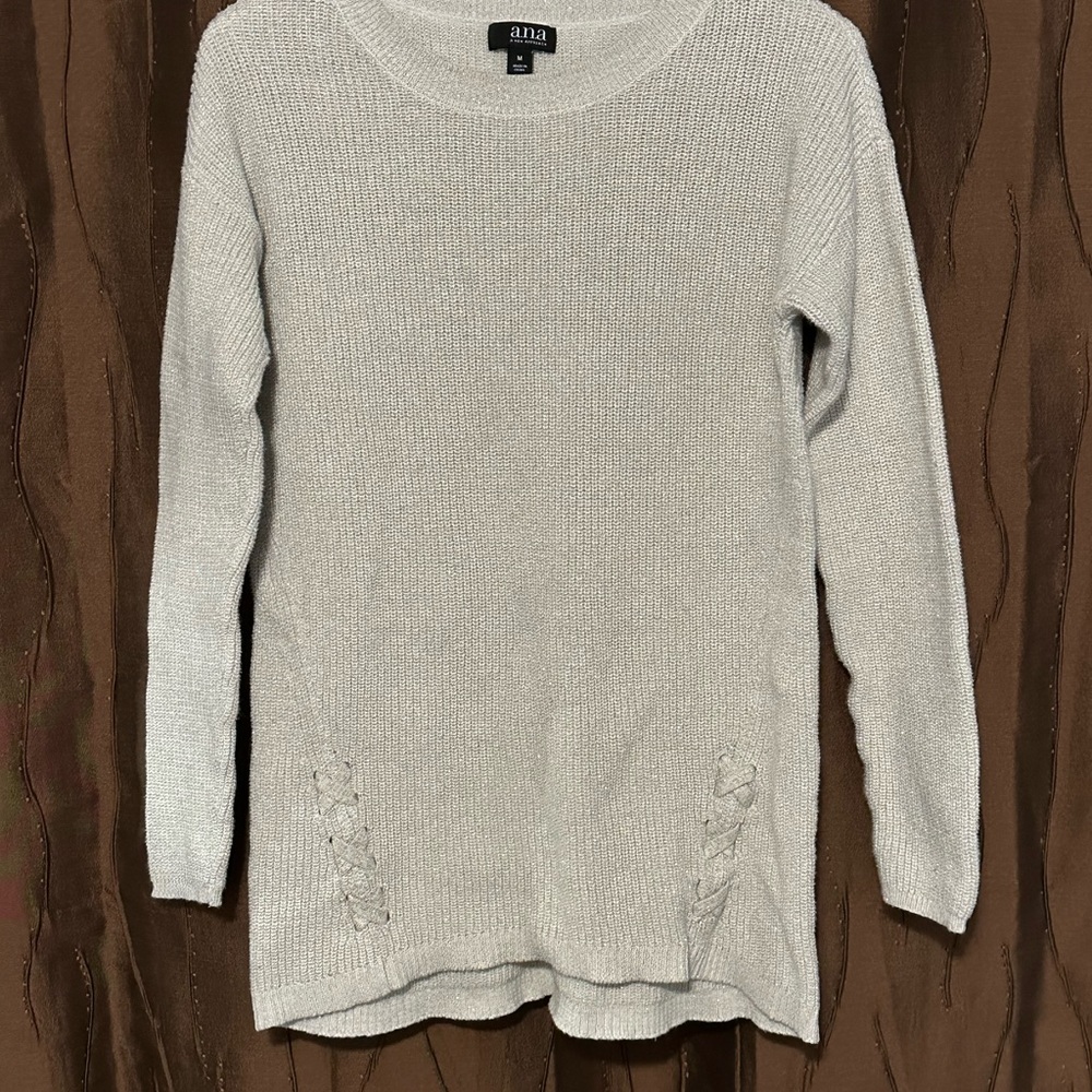 A.N.A women’s sweater size medium